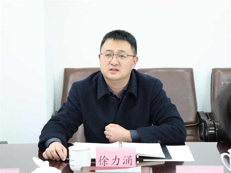 楊武秀會見萬源市委常委、副市長徐力涌一行